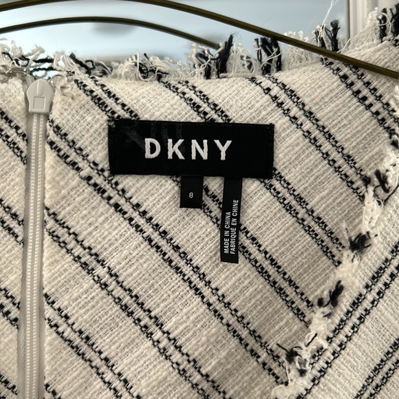😻 DKNY asymmetric dress size 8 - Picture 4 of 16